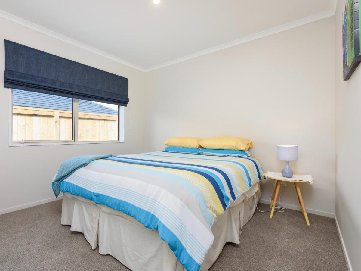 Modern Beach Break - Waihi Beach Holiday Home Buitenkant foto